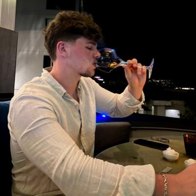 Yeatsyy's profile picture. Bulltard