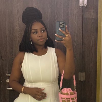 Natakiii's profile picture. Àṣẹ. Amen. Ameen. 🩷