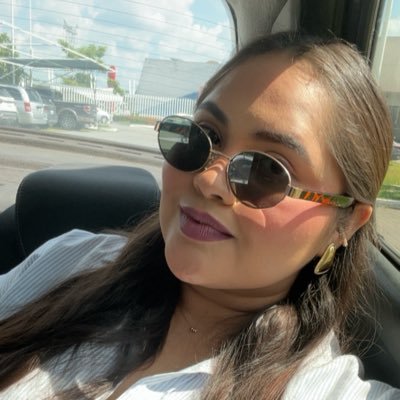 priscvalenz's profile picture. L💗 No se qué harían sin mi!