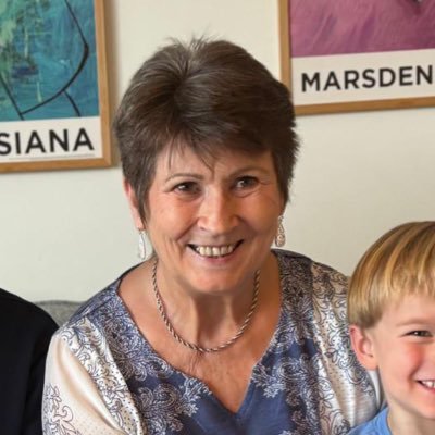 BeesHappy's profile picture. Love reggae music - entering comps & following horse racing - (I'd like to say I enjoy exercise.. but I don't!..But I have joined a local Gym..get me!) 🤭