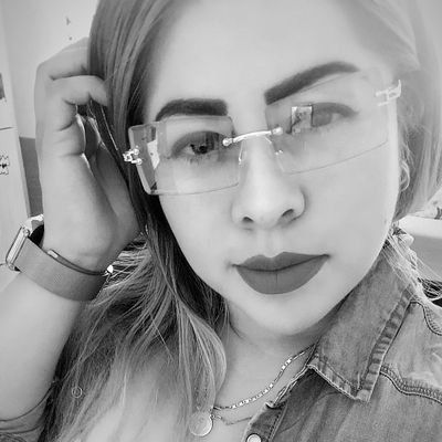 LylyebG's profile picture. Lic. En Criminalística😎... Perito en Fotografía Forense📸✨...  ❤️.. Disfrutando de la.vida..