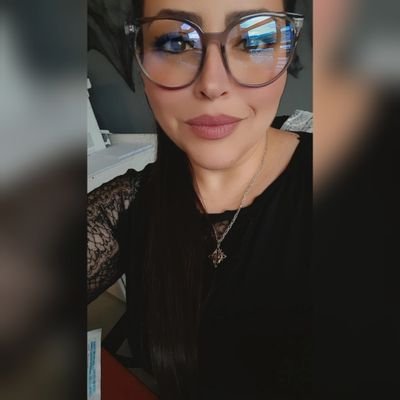 locracia82's profile picture. 