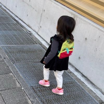 angle00072's profile picture. 無言フォロー失礼します…😢 里の民/teamABC/金髪の専業主夫 /2歳児と日々格闘中