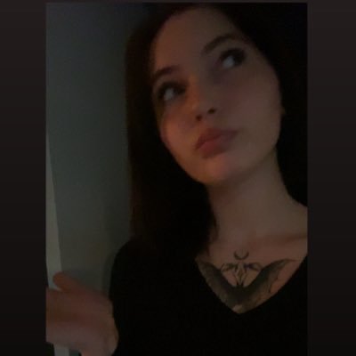 reyofsunnyshine's profile picture. make art.make out.make money.