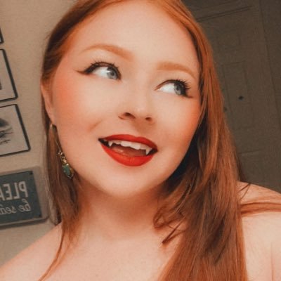 xkrdx's profile picture. connoisseur of books, plants, and redbull ✨|| a mess 100% of the time ♐️ 👩🏻‍🦰||resident swiftie ❤️‍🔥