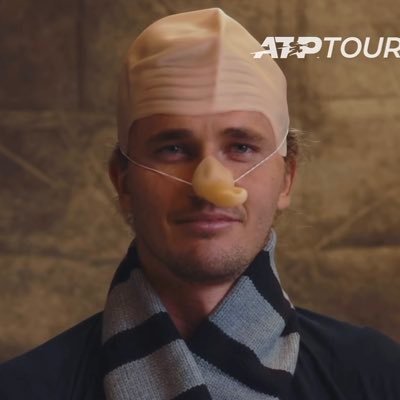 oocsaschazverev's profile picture. 