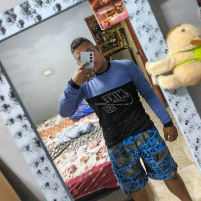 Castro211Carlos's profile picture. 