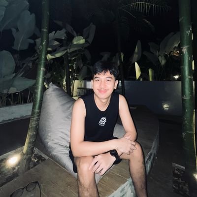 ardian______'s profile picture. ig : https://t.co/u99toC7Vyx