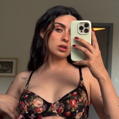 mardelvolcan's profile picture. trannylicious diva con complejo de Carmela Soprano