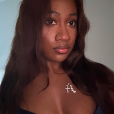 J0EY1O1's profile picture. chayce