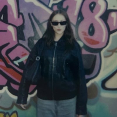 anapczx's profile picture. 