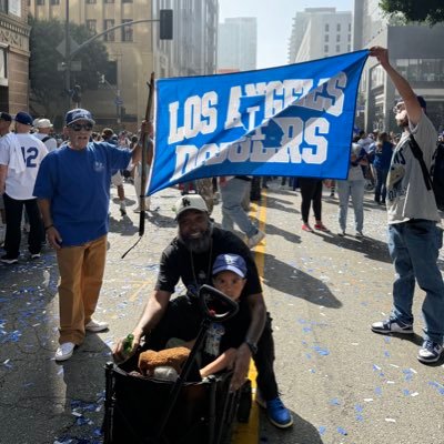 CallMeMrPee's profile picture. Packers 🧀! Lakers 💜💛 ! Dodgers🧢Cigar Lover 🚬 ! US Army Combat Vet 🇺🇸 ! Probably In The Gym 🏋🏾‍♂️ ! I Help Veterans For A Living 🪖!  /G\