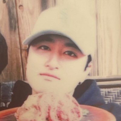 bakanemunemu's profile picture. 傷心中