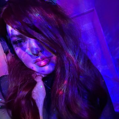 miimiinthestars's profile picture. 𝔱𝔥𝔢 𝔰𝔲𝔫 𝔞𝔫𝔡 𝔪𝔬𝔬𝔫'𝔰 𝔩𝔦𝔩 𝔯𝔞𝔰𝔠𝔞𝔩        ♡ ɪ ʟᴏᴠᴇ ɢᴏᴅ ᴀɴᴅ ᴍʏ ᴀɴɢᴇʟꜱ ♡ https://t.co/k6aKXC8geS