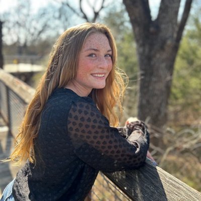 charolettep27's profile picture. C/O 2027, Choctaw High School Texas Glory 2k9 16U #18 RH OF/MIF XC Emerging Varsity  YouTube: https://t.co/oBUuq1LxUg
e-mail : charolettep27@gmail.com