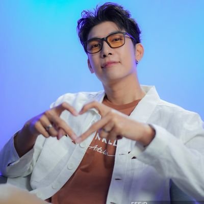 ale85mv's profile picture. 