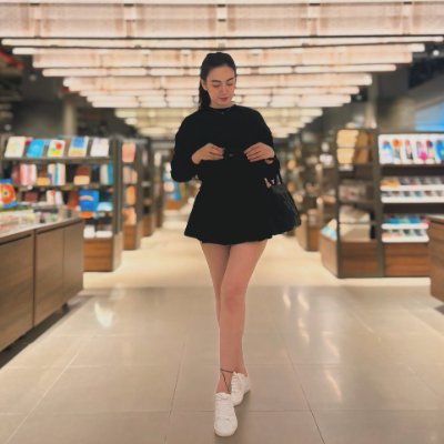 NarnaAmelia's profile picture. 