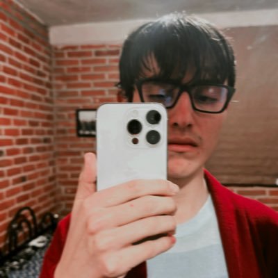 JUANJOCORONAR31's profile picture. Soy un corazón roto y abandonado, navegando sólo en el universo por toda la eternidad. 💔💙 🍎🧋🇲🇽