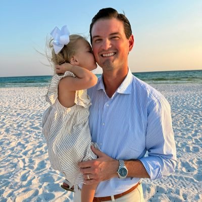 Kyle_Padron's profile picture. || CRE Brokerage @ ALT+CO | SMU | EWU ||