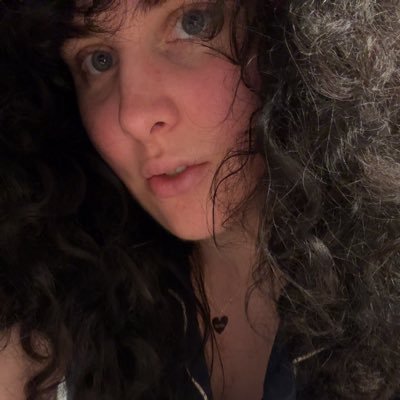 myhandsare's profile picture. INFJ. 💙