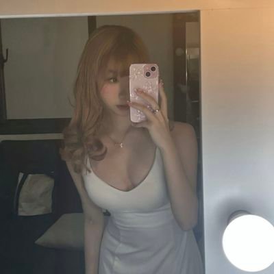 AleenFrane85198's profile picture. 我是真心想找固炮