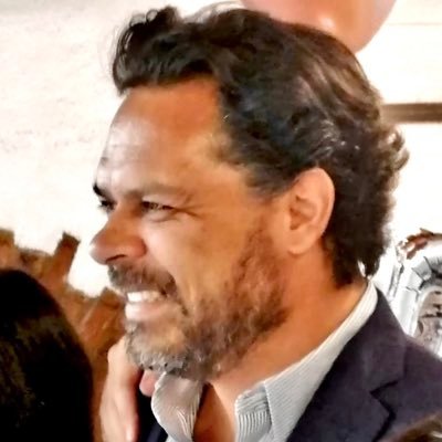 rlsantoyo's profile picture. 