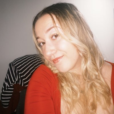 SofiNicoleee's profile picture. RI e Diplomacia rule my world 🤓 // I’m just a mixed girl surviving 🇵🇹🇺🇦 @GomasSofi