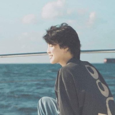 soulmnie__'s profile picture. @bts_twt