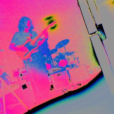 kentheewolfboy's profile picture. uhh 🇬🇹