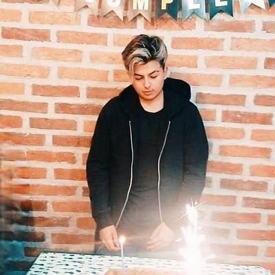 Facundo1525763's profile picture. Salta capital🌵❤️
20🔋
Aries♈️
Soltero❤️