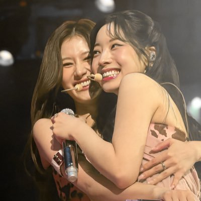 2Yeon__y2k's profile picture. 2nd acc, random thought mostly rant, sometimes about TWICE-Kpop-Kdrama, 2yeon biggest fans, LingOrm is Real 💜