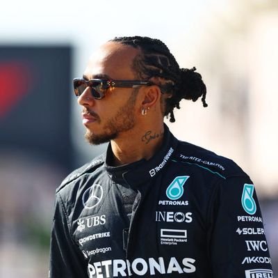 SchonWick's profile picture. F1, Mercedes-AMG Petronas F1 Team, 
Russell⁶³, Antonelli¹², Sir Lewis Hamilton⁴⁴ is the GOAT.....also Red Sox!!!