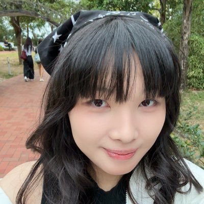 rachaelzhao0321's profile picture. 