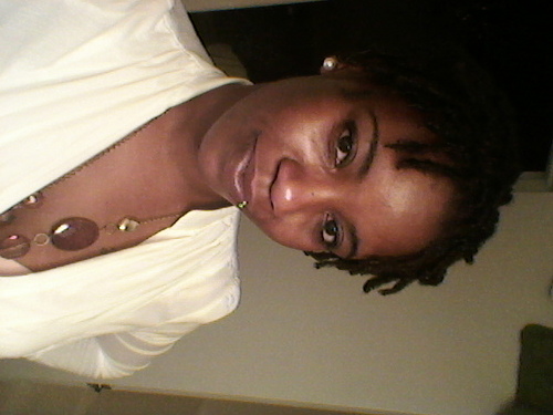 Miss.V here wats up tweeters....if u fuck wit me fuck wit me if not fuck u =)#real bitches do real things