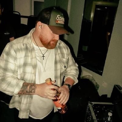 BarnesCamm53681's profile picture. The OG Beach cowboy 🤠 🌴📍 sunshine state of mind S2 ch 1 OUT NOW