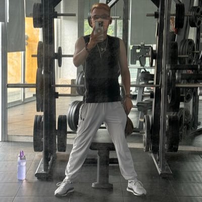 1iD8WPmJ2BIDnmC's profile picture. 🚹179/75/46，目前無對象，單男一個想要有人陪，台南、寂寞、神射手，同志請勿擾～同志請勿擾～同志請勿擾，很重要所以說三次