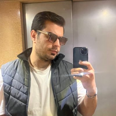 Tahmast's profile picture. 