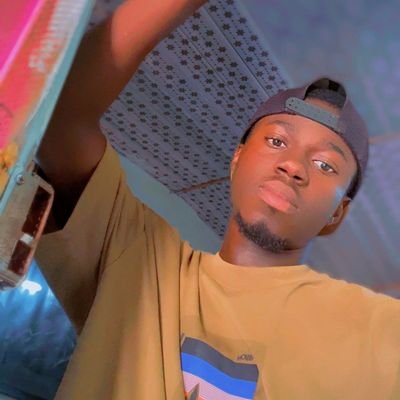 bra_logy's profile picture. 