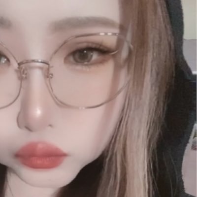 LIP0216's profile picture. 💋 #PUBGmobile /#メメモリ（w32） /#雀魂 /#Pokekara / ♡@peromi_ @HOPE67466142 @TR_____NA908 @NOT_jp @winwin801 @nyanmari082020 @PUBG63092325 @wo_mass_ ♡