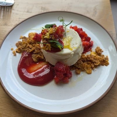 Timbucktwo91's profile picture. 🏳️‍🌈 Amateur chef, professional ice cream eater, film nerd. - - He/him