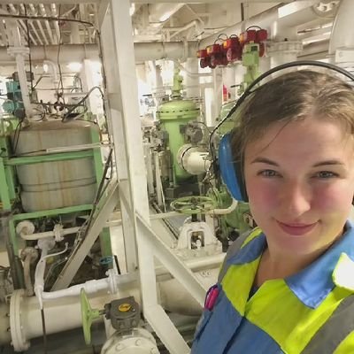 NathalieKatja's profile picture. Chasing sunsets, storms, and stories across the sea.