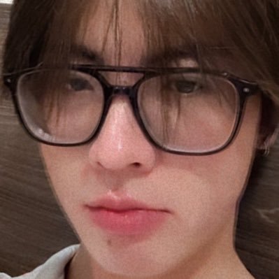 tawansnunday's profile picture. 