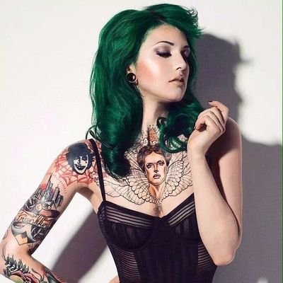 ThrillKiller_'s profile picture. ♛ QᥙᥱᥱᥒB  ~  ceO                                                                        It's Bιᥲᥒᥴᥲ, bιtᥴh!  ˎˊ- https://t.co/z6rNyH04f0