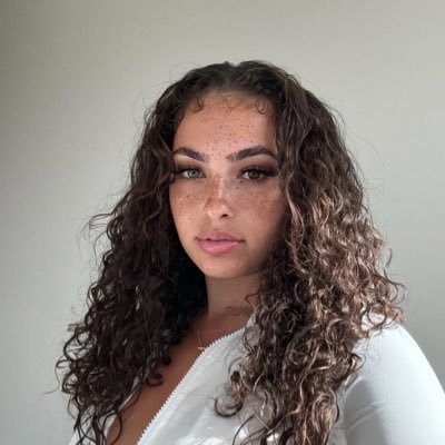 mayawalker28's profile picture. 