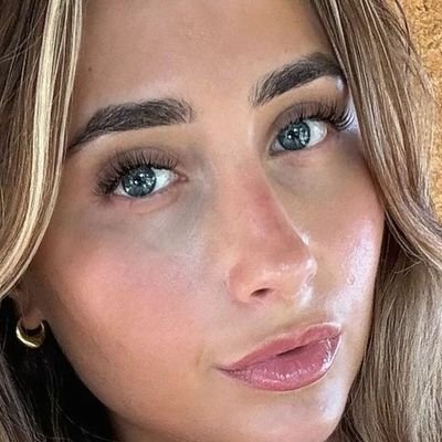 lillyphili52503's profile picture. 