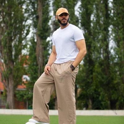 kadiatuses47041's profile picture. 