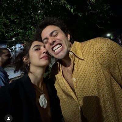 cmepedeasorte's profile picture. com saudade do jão, saudade de shows, apenas saudade.