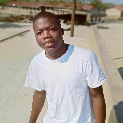 ThinepCarlos's profile picture. 