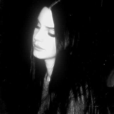 JoySaimel's profile picture. ᴵˢ ⁱᵗ ᵇᵉᵗᵗᵉʳ ᵗᵒ ˢᵖᵉᵃᵏ ᵒʳ ᵗᵒ ᵈⁱᵉ?
    
                                                                         |ᵒⁿˡʸ ᵃᵘʳᵒⁿ⁻ᶦⁿᵗʲ-ᴾᵒᵗᵗᵉʳʰᵉᵃᵈ⁻ᴸᵃⁿᵃᴰᵉˡᴿᵉʸ|