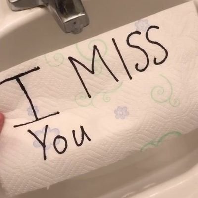 dyryk26018's profile picture. 